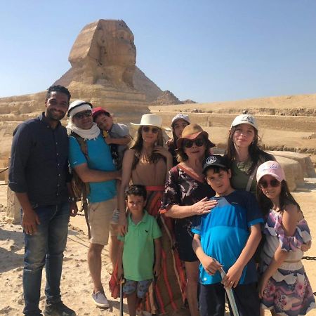 King Of The Pyramids Кайро Екстериор снимка