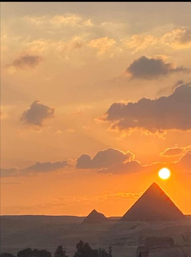King Of The Pyramids Кайро Екстериор снимка